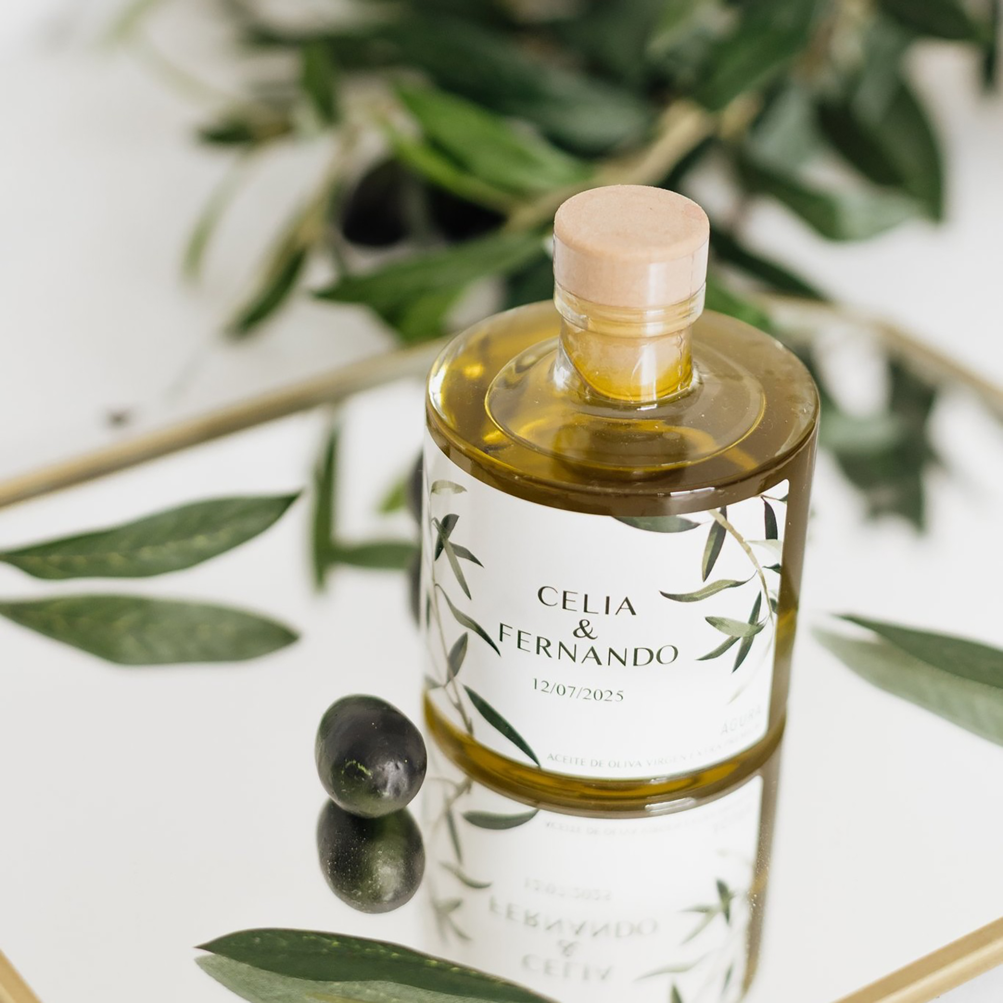 etiqueta aceite de oliva virgen diseño extra veralidad studio agura diseño caja box